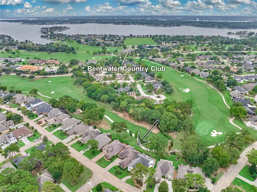 203 Monterrey Road E, Montgomery, TX 77356 - Image #2