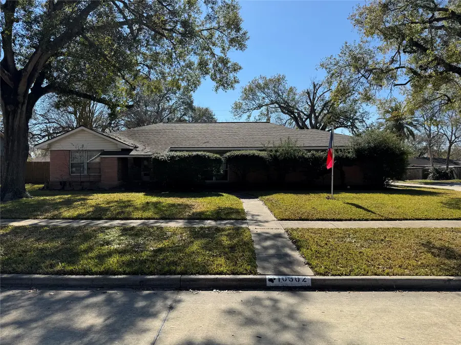 10302 Belfast Road, La Porte, TX 77571 - #2