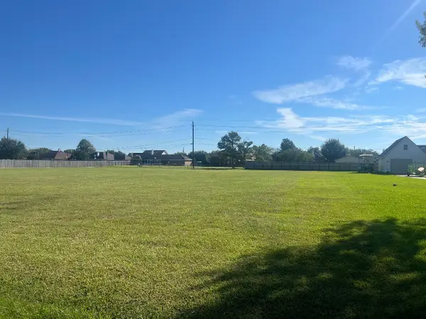 0 Tremont Street, Cove, TX 77520