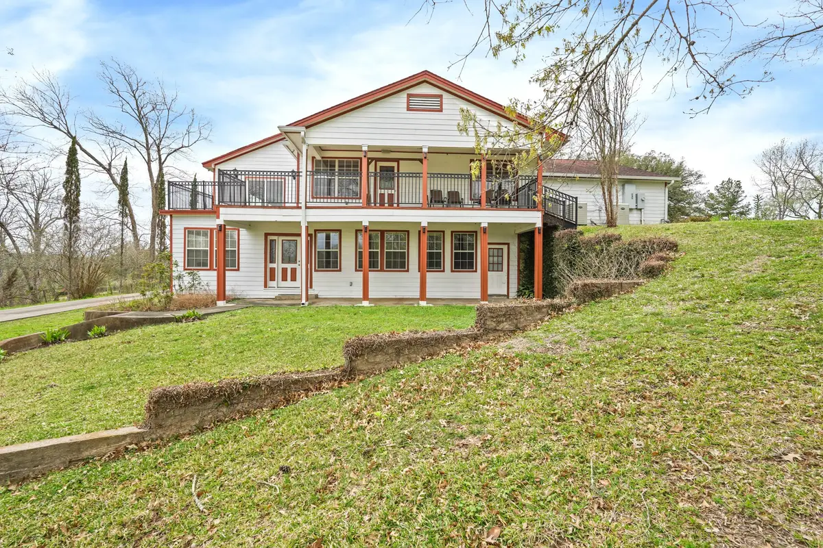 800 E Highway 90, Dayton, TX 77535 - Image #1