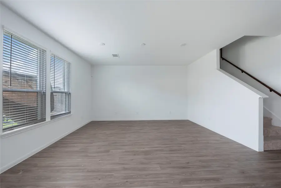 10705 Fairview Landing Drive, Houston, TX 77075 - Image #3