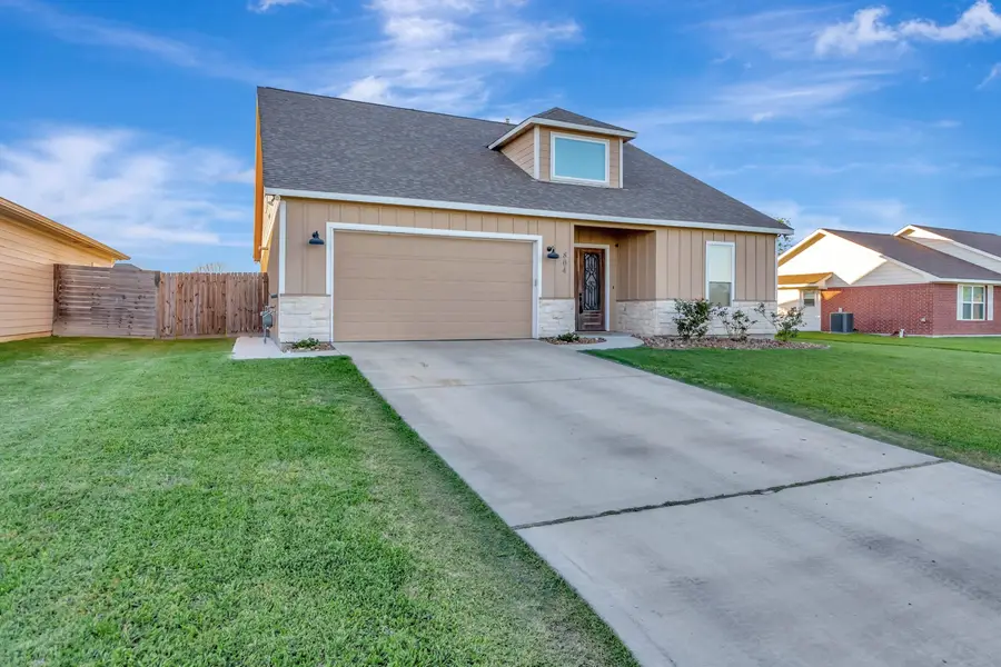 804 Catclaw Lane, Edna, TX 77957 - Image #2