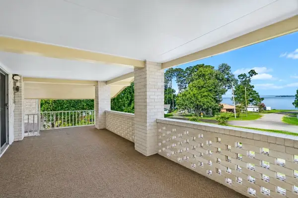 235 Lakeview Harbor, Onalaska, TX 77360