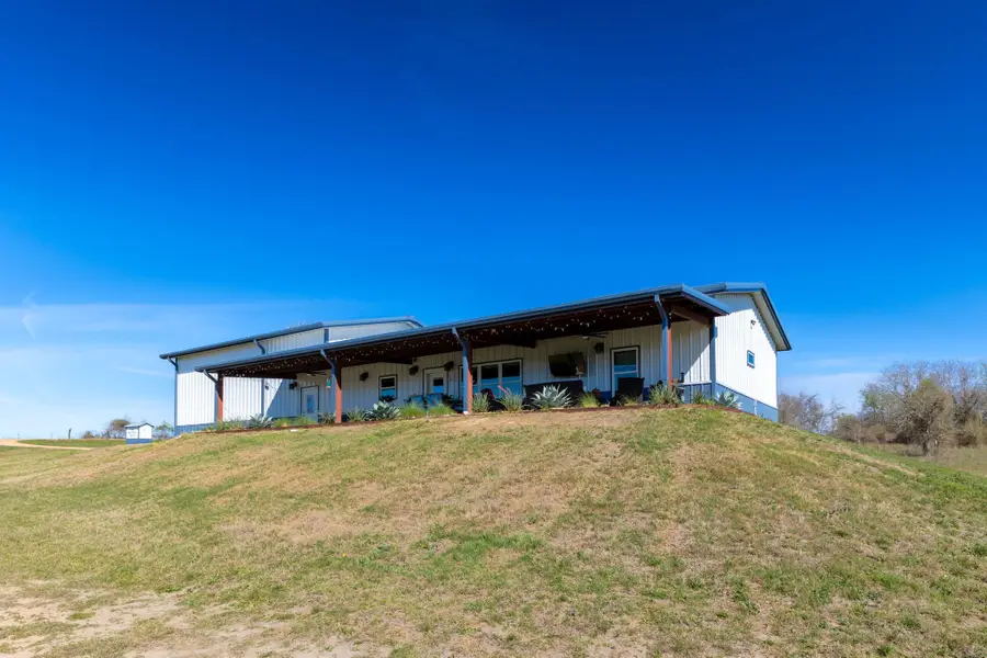 7047 Falke Heinrich Road, Schulenburg, TX 78956 - #2