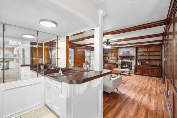 15027 Walters Road, Houston, TX 77068