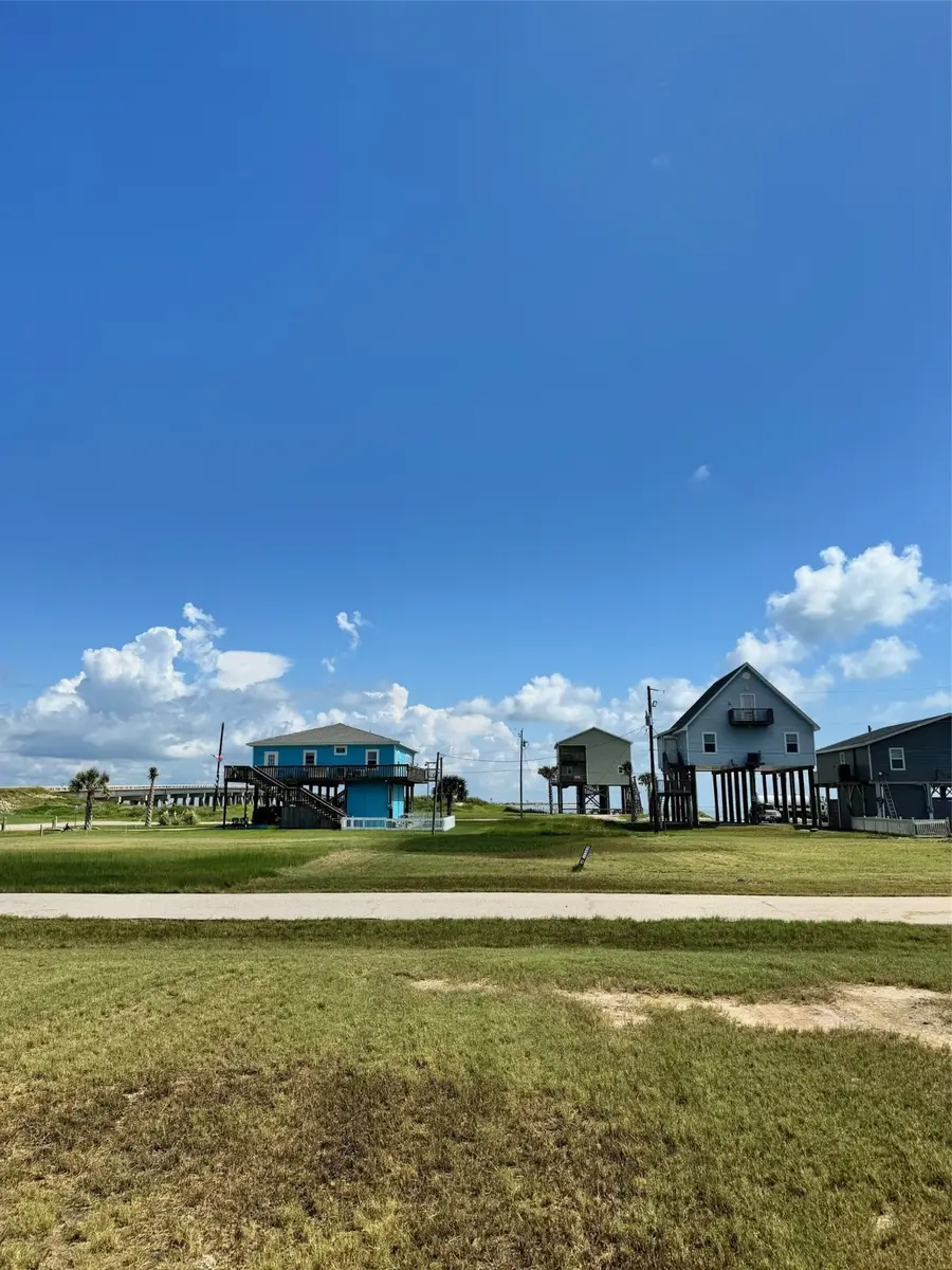 13235 Jolly Roger Drive, Freeport, TX 77541 - Image #2