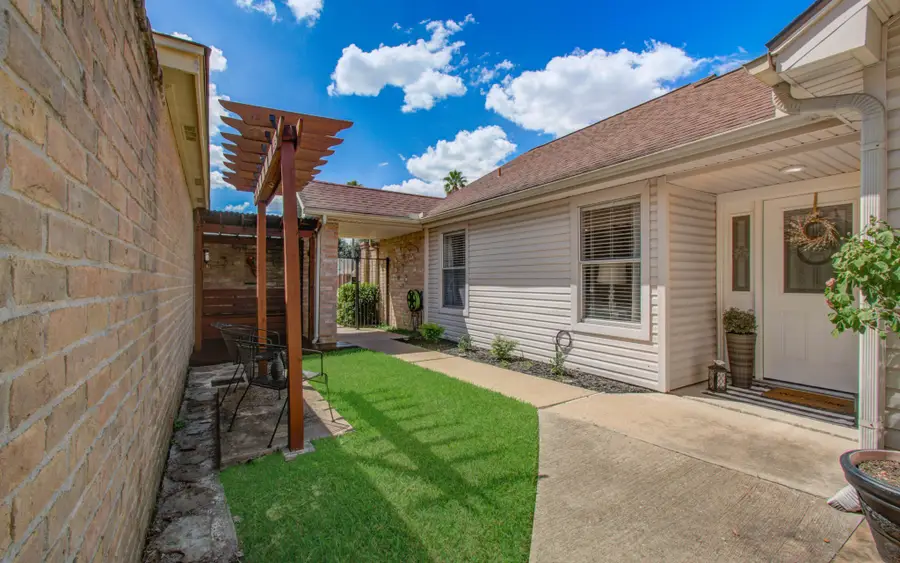 4638 Green Trail Drive, Houston, TX 77084 - Image #3