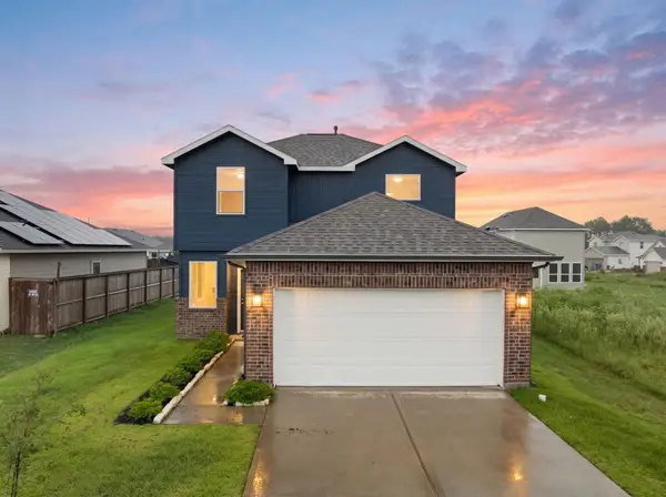 111 County Road 5102 B, Cleveland, TX 77327
