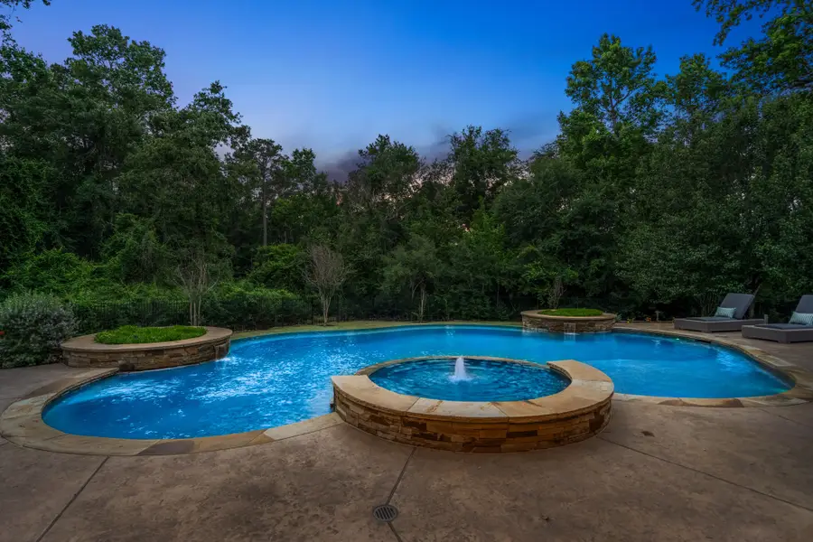 55 Freesia Court, Tomball, TX 77375 - Image #3