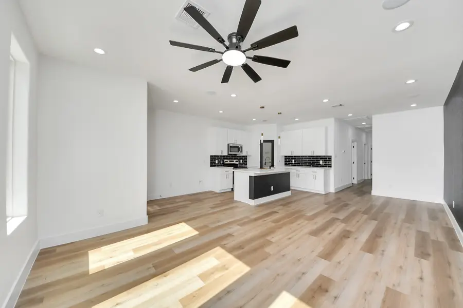 7801 King Street, Houston, TX 77028 - #2