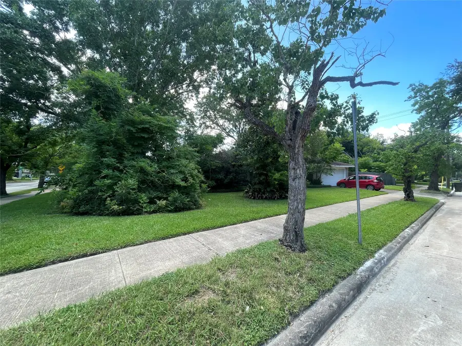 5202 Jason Street, Houston, TX 77096 - Image #3