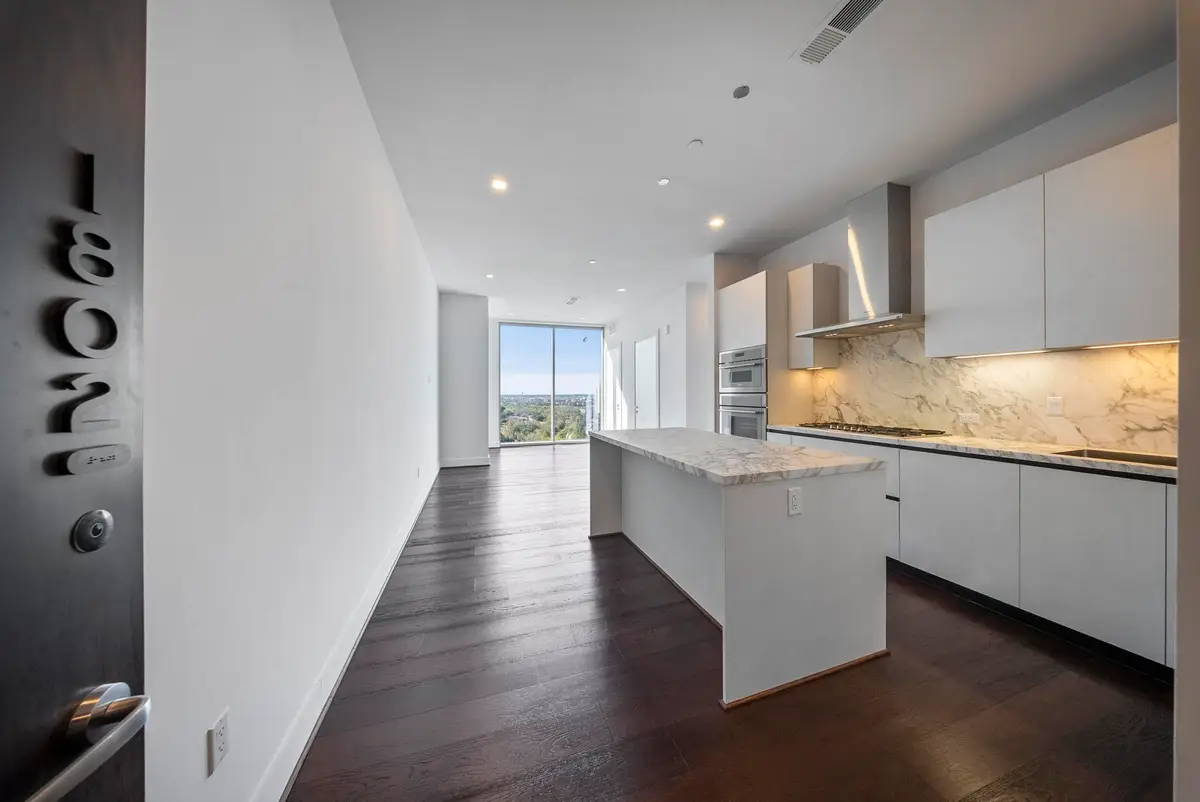 1711 Allen Parkway #1802, Houston, TX 77019 - Image #1