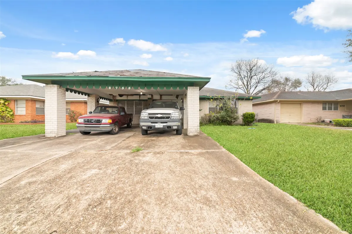 8755 Cowart Street, Houston, TX 77029 - Image #1