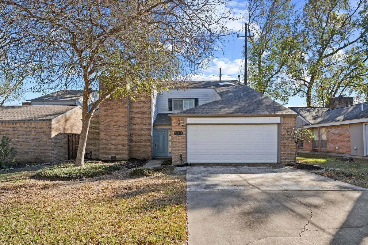 5711 Lorinowoods Drive, Houston, TX 77066 - Image #1