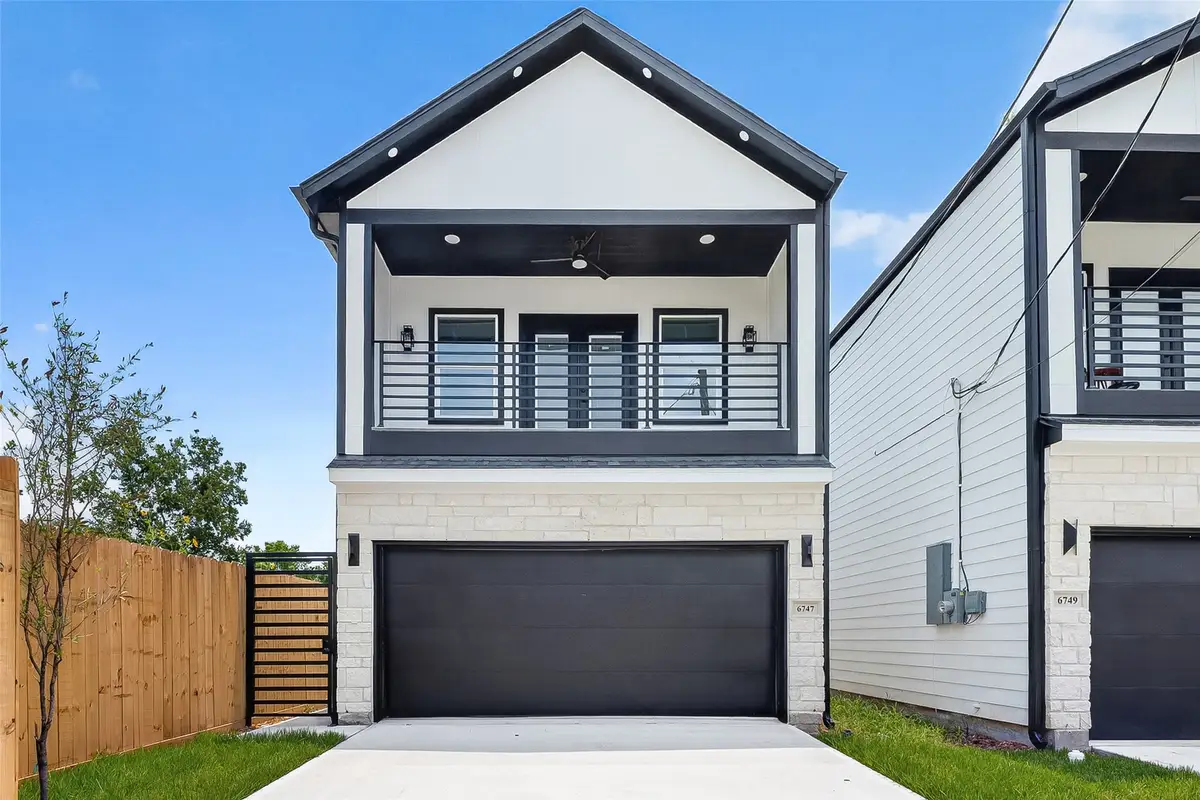 6747 Liverpool Street, Houston, TX 77021 - #1