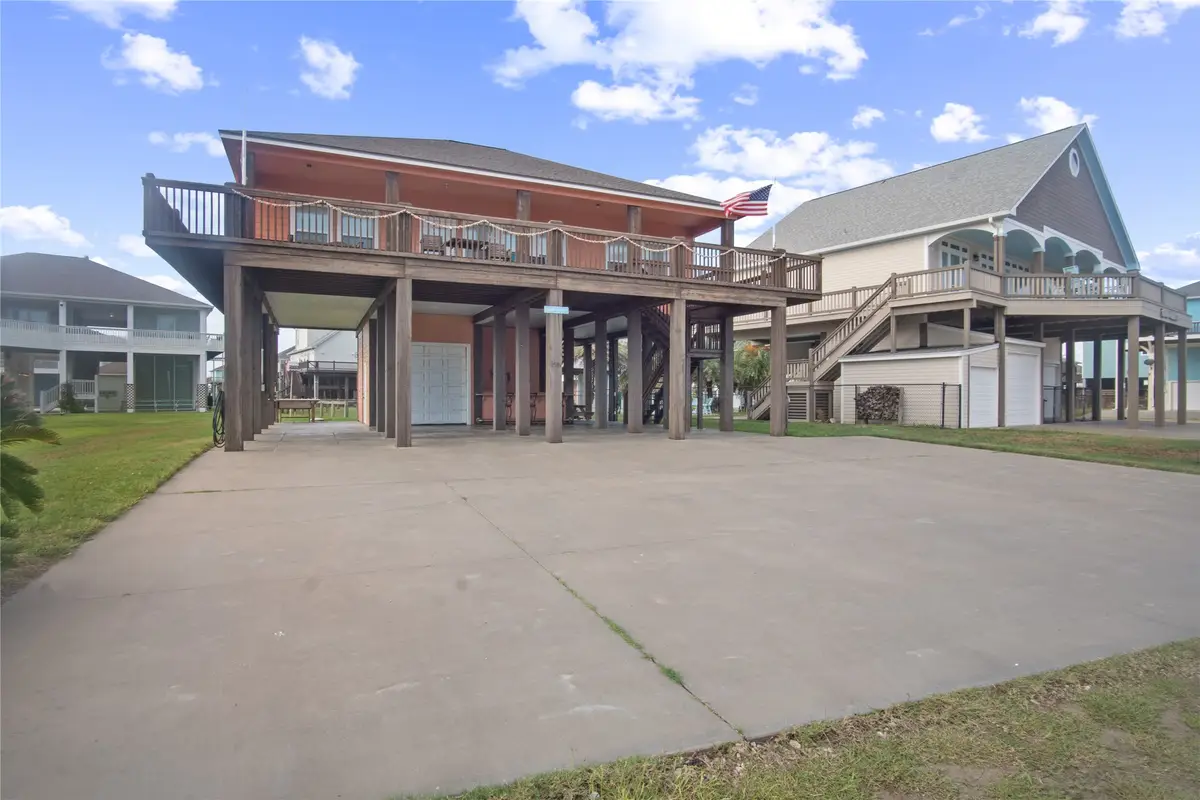 2691 Gillespie, Crystal Beach, TX 77650 - #1