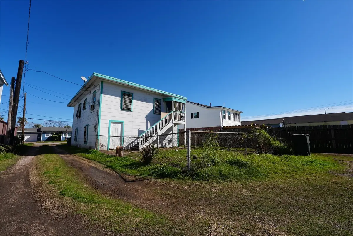 2313 67th Street, Galveston, TX 77551 - Image #1