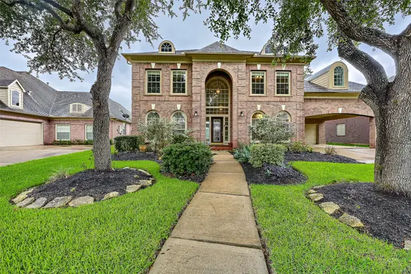 5906 Indian Hills Lane, Sugar Land, TX 77479