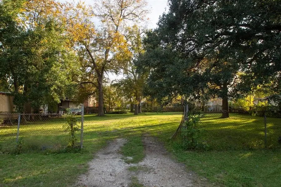 3148 Crandon Street, Houston, TX 77026 - #2