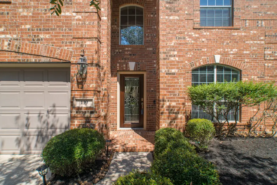 139 S Rocky Point Cir, The Woodlands, TX 77389 - #2