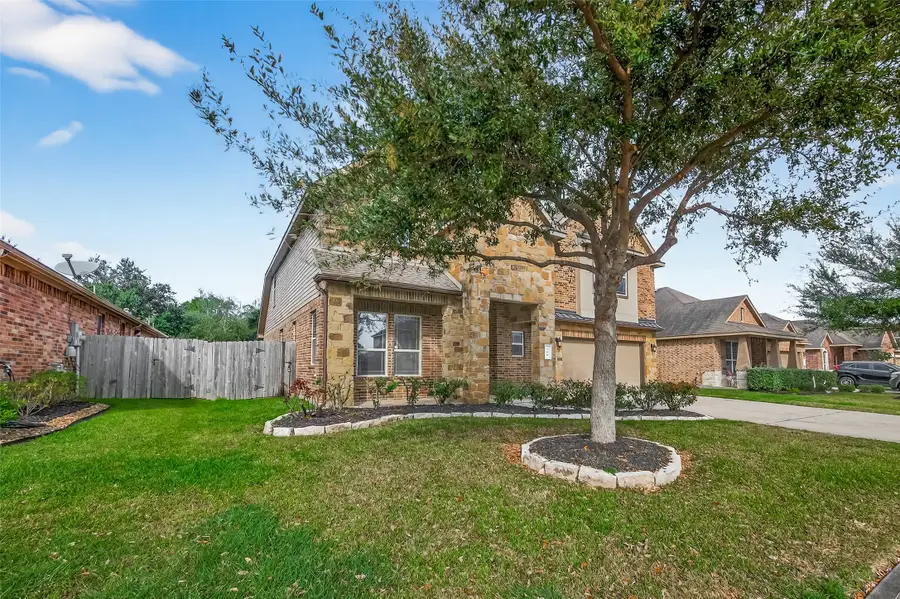 706 Fairway Drive, La Porte, TX 77571 - Image #2