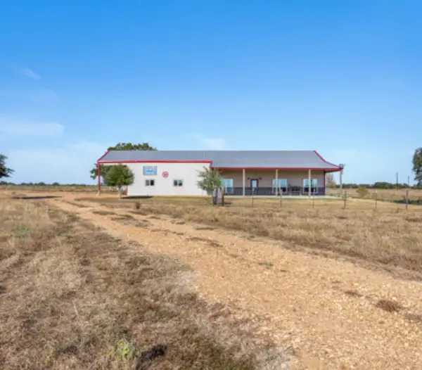 7210 Goehring Road, Ledbetter, TX 78946