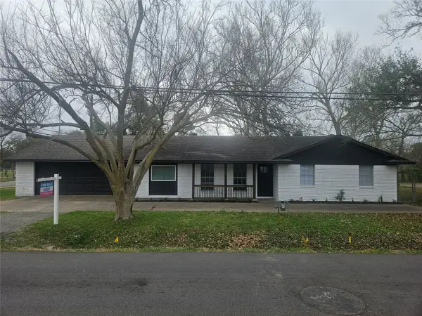 5305 Avenue M, Santa Fe, TX 77510