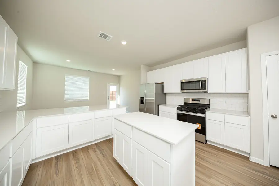 15619 Buffalo Meadow Court, Houston, TX 77090 - Image #2