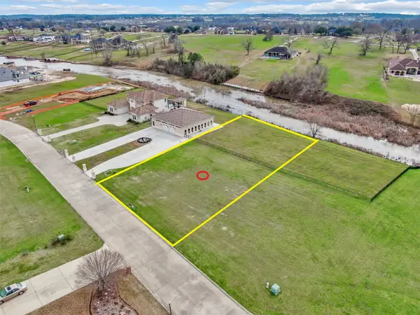 11693 Renaissance Drive, Montgomery, TX 77356