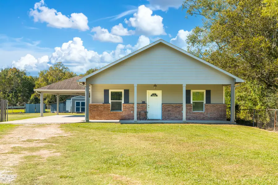 816 Martin Luther King Road, Ames, TX 77575 - Image #3