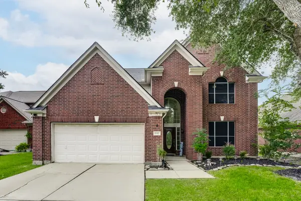 515 Deer Hollow Drive, Sugar Land, TX 77479