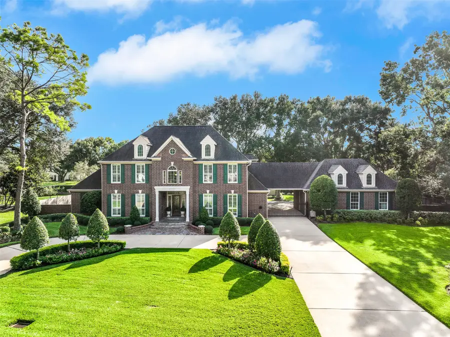 1904 Candlelight Court, Friendswood, TX 77546 - Image #3