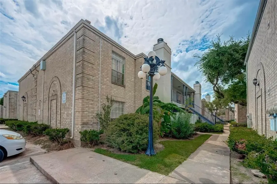6606 De Moss Drive #1014, Houston, TX 77074 - Image #3