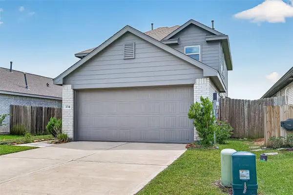134 Austin Road, Angleton, TX 77515