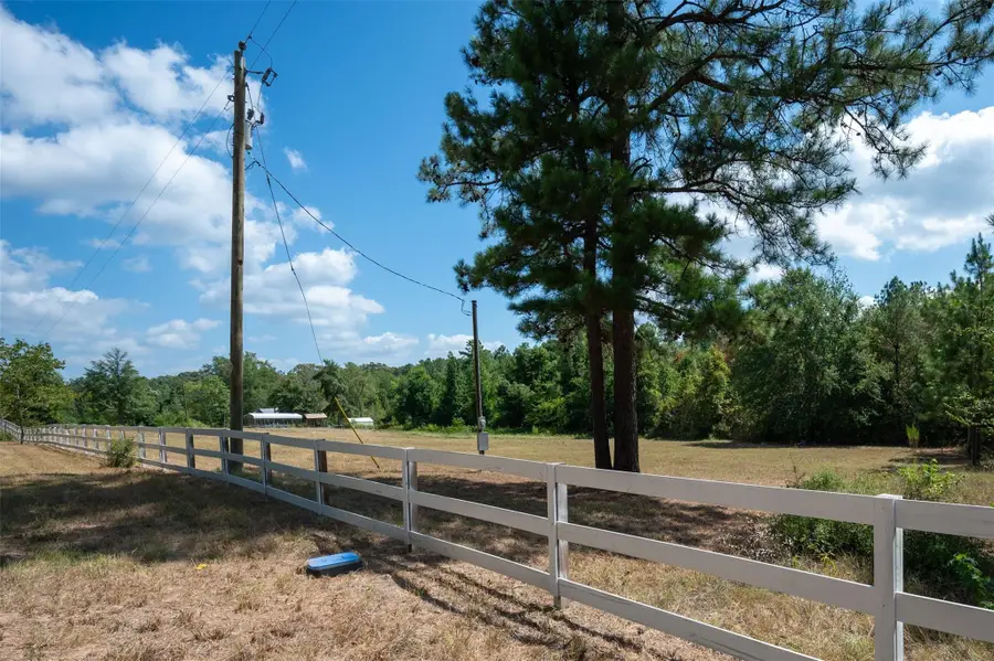 247 Blooming Dogwood Road, Chester, TX 75960 - Image #2