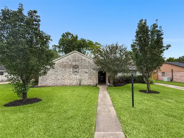 11639 Chuckson Drive, Houston, TX 77065