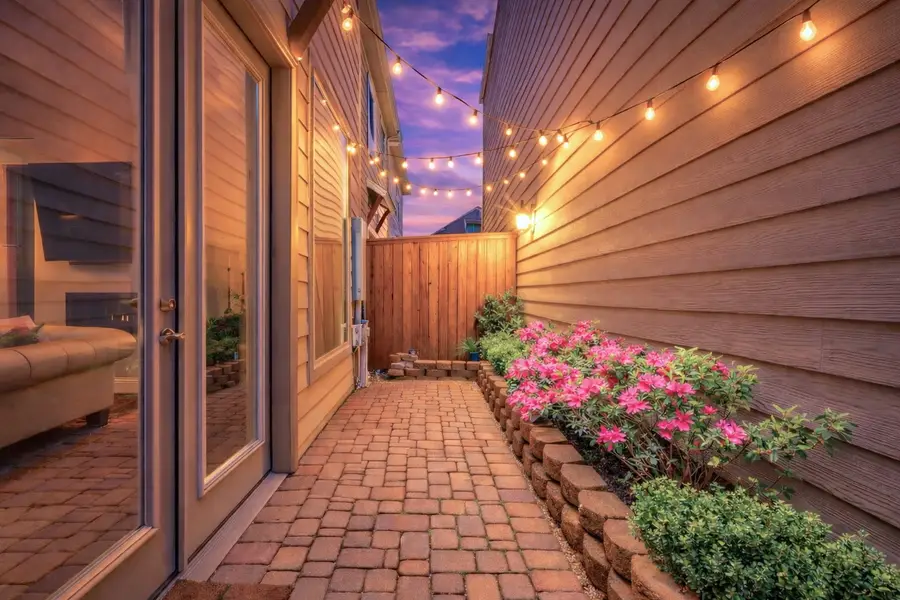 3504 Vista Terrace Lane, Houston, TX 77018 - Image #2