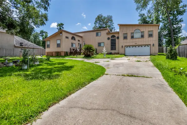 15301 Arrowhead Loop W, Willis, TX 77378