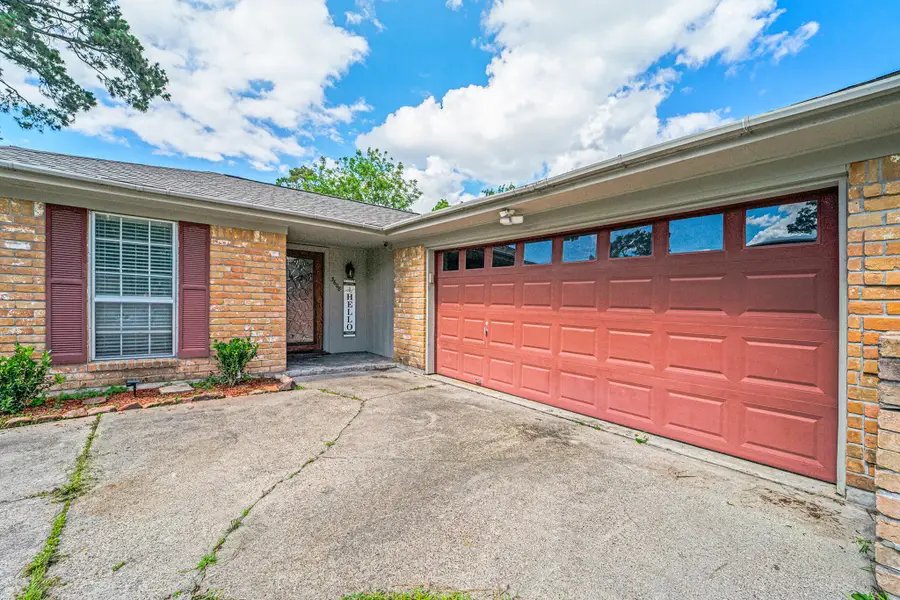 3608 Canterbury Drive, Baytown, TX 77521 - Image #2