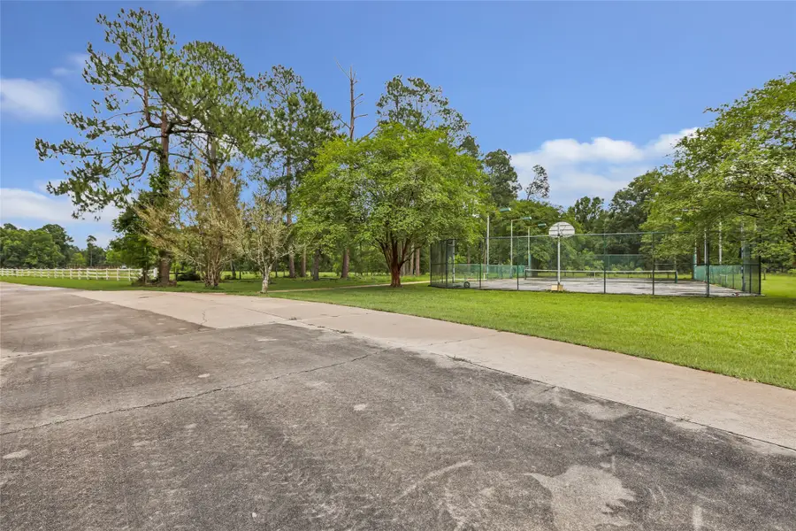 1331 County Road 2071, Hull, TX 77564 - Image #3