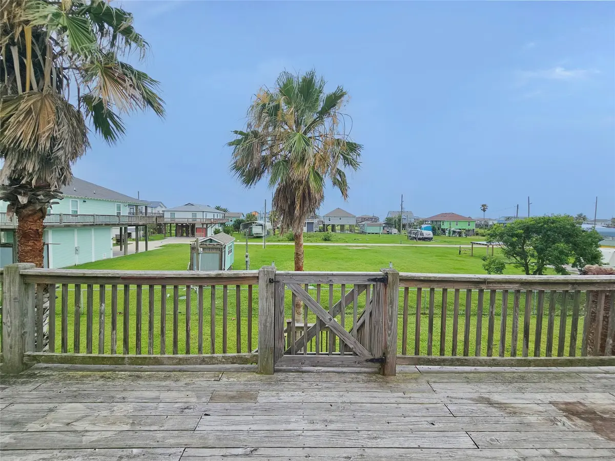 1972 Avenue D, Crystal Beach, TX 77650 - Image #1