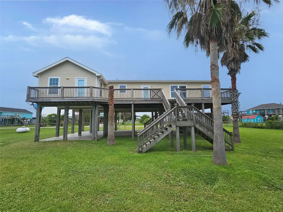 1972 Avenue D, Crystal Beach, TX 77650 - Image #3