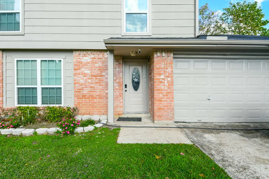 6803 La Violetta Drive, Houston, TX 77083 - Image #3