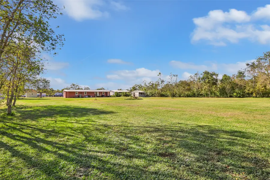 477 County Road 4902, Dayton, TX 77535 - Image #2