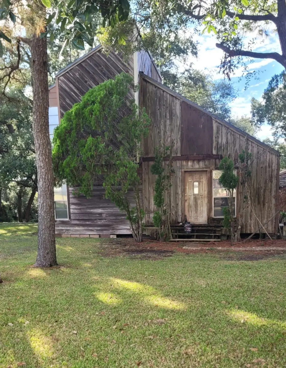 210 Oak Street, Palacios, TX 77465 - #1