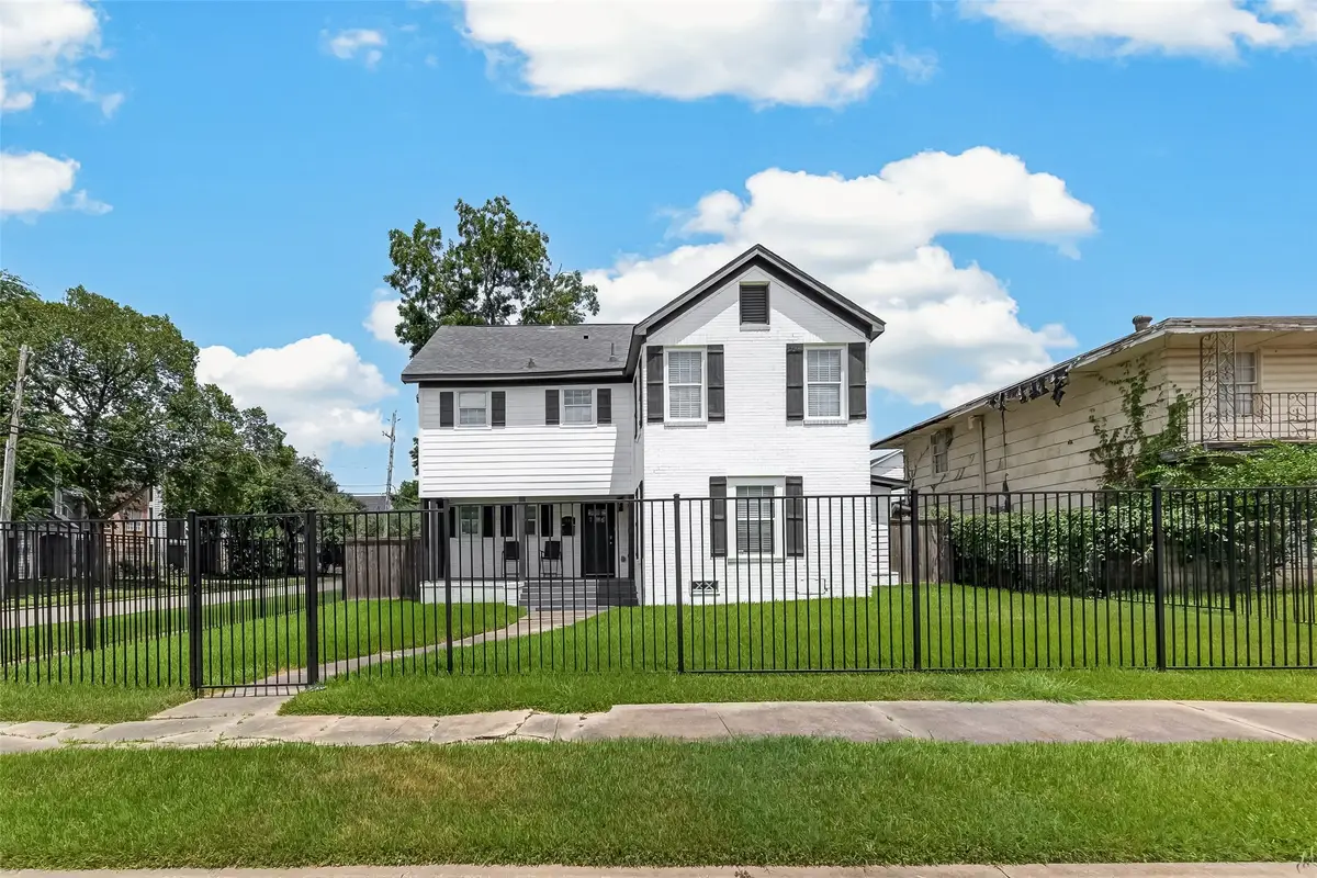 3201 Binz Street, Houston, TX 77004 - #1