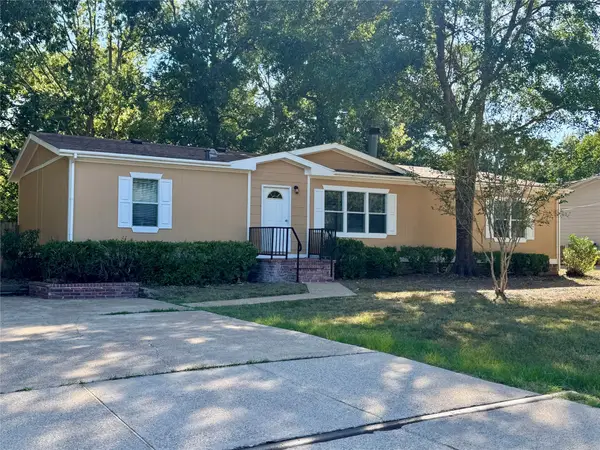 6 Mcshore Drive, Riverside, TX 77320