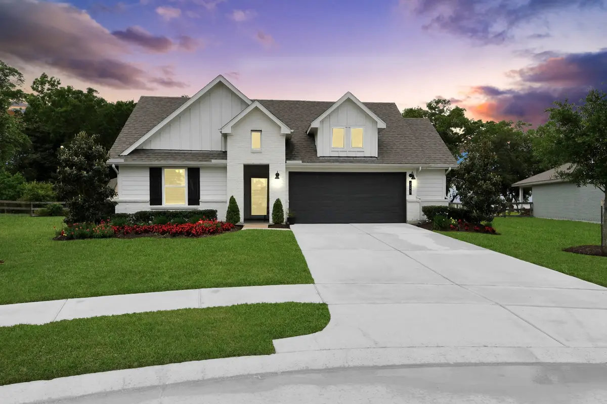 205 Lakeway Circle, Anahuac, TX 77514 - #1