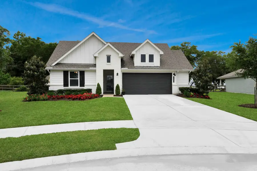 205 Lakeway Circle, Anahuac, TX 77514 - #2