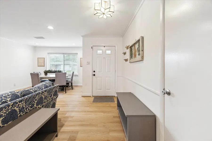 11510 Mullins Drive, Houston, TX 77035 - Image #2